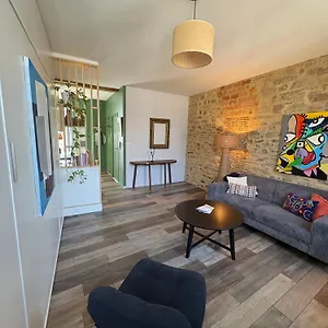 Appartement Avec Terrasse A De, Vannes